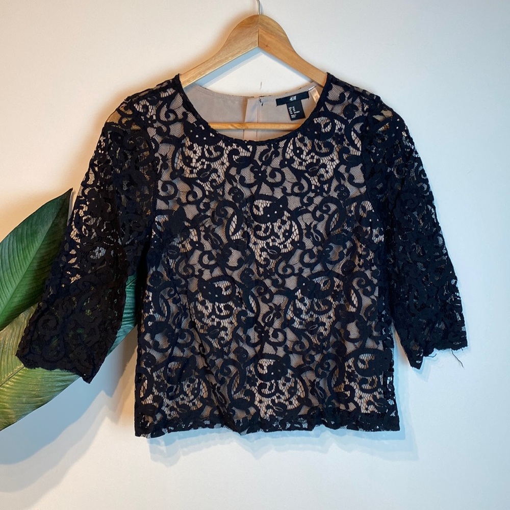 🌿3 for $25🌿 H&M Lace Top